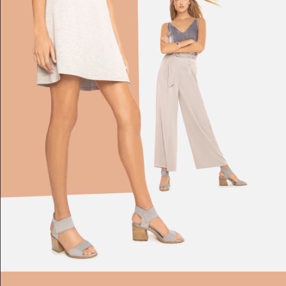 SOLD✨NWOB SOREL Nadia Dove Sandal - Picture 11 of 11